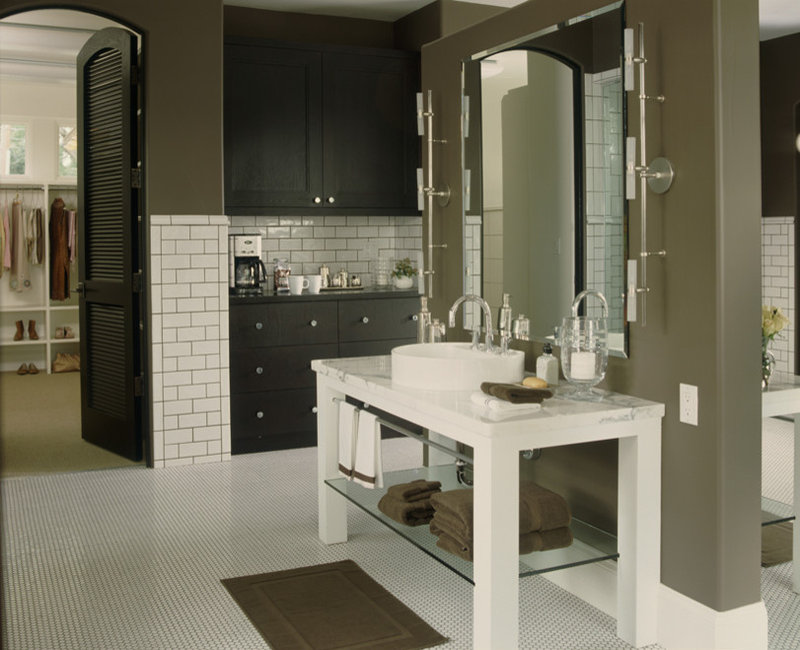 modern bathroom by Debra Toney, AIA Assoc.